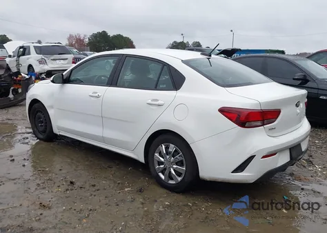 2021 Kia Rio Lx z USA, uszkodzony, nr VIN 3KPA24AD0ME382907